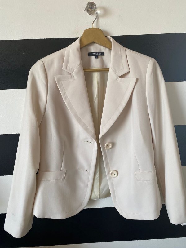 Blazer beige clásico