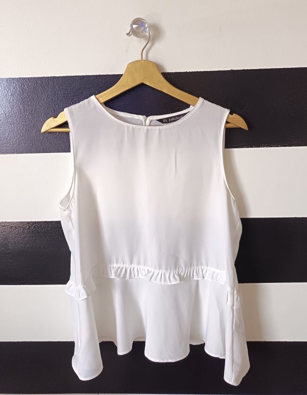 Blusa Blanca sin mangas Zara