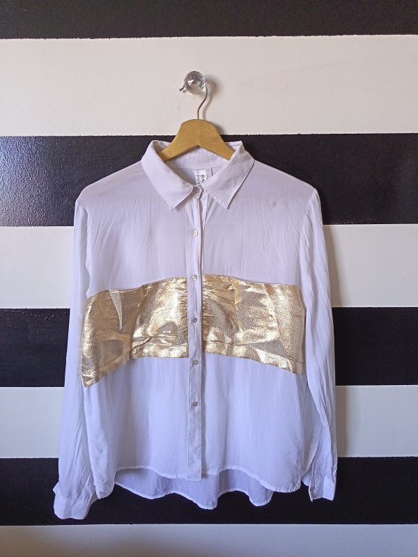 Camisa blanca  Alaniz x Karyn Coo